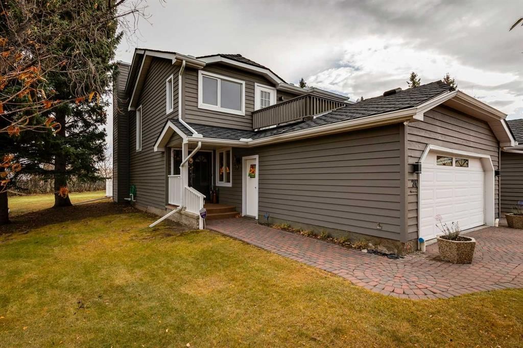 24 Wood Crescent SW, Calgary — main listing photo