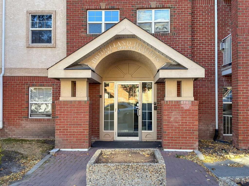 302, 417 3 Avenue NE, Calgary — photo 2 of 26