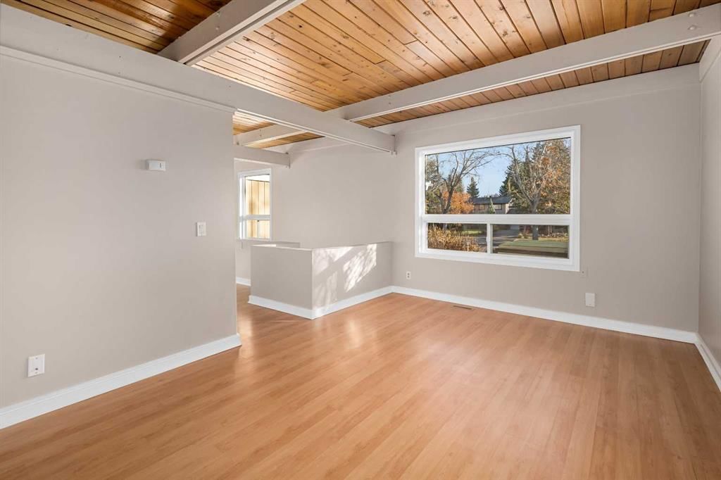 201, 11010 Bonaventure Drive SE, Calgary — photo 5 of 27