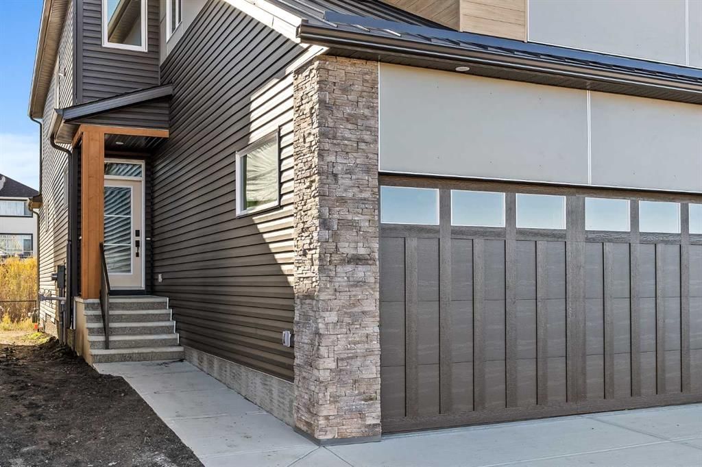275 Silver Spruce Grove SW, Calgary — photo 2 of 39