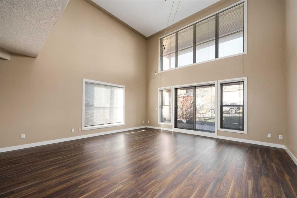 101, 1505 27 Avenue SW, Calgary — photo 3 of 25