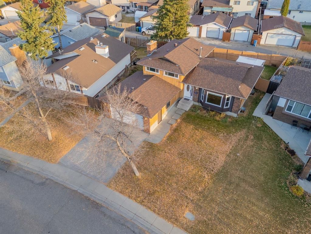 80 Templewood Road NE, Calgary — photo 3 of 45