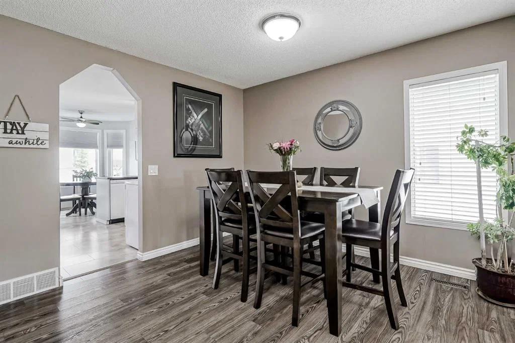 47 Harvest Glen Rise NE, Calgary — photo 3 of 50