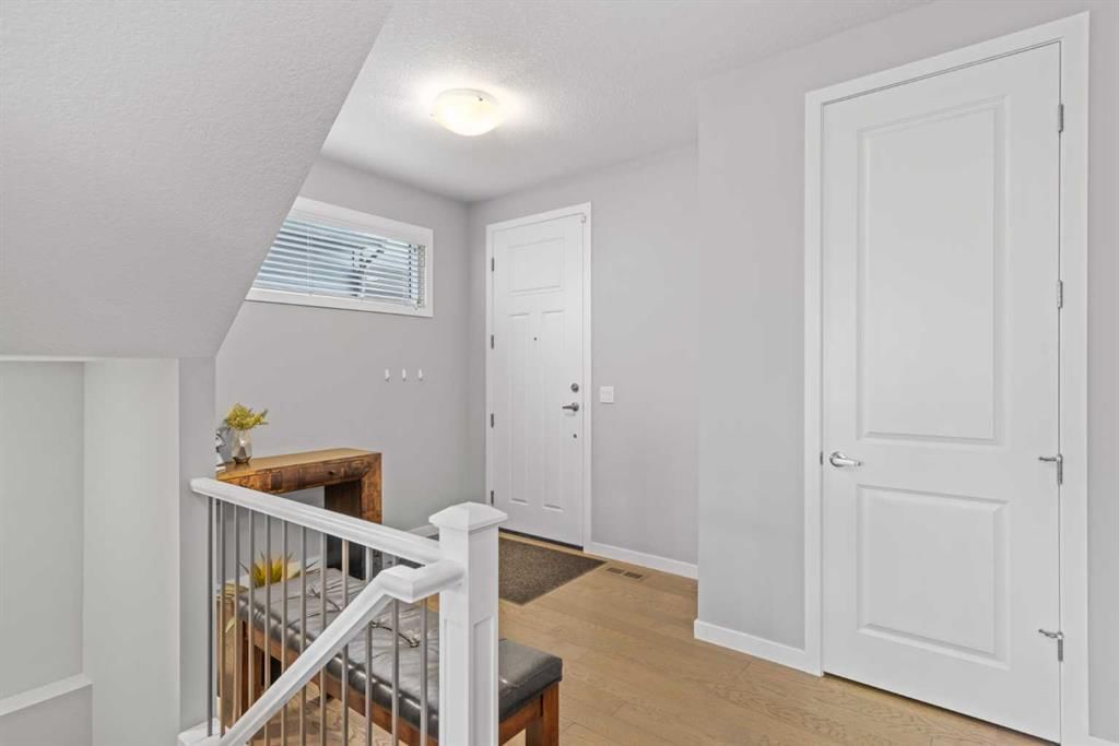 240 Cranbrook Circle SE, Calgary — photo 3 of 42