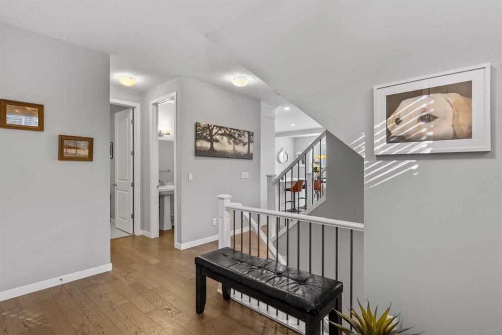 240 Cranbrook Circle SE, Calgary — photo 4 of 42