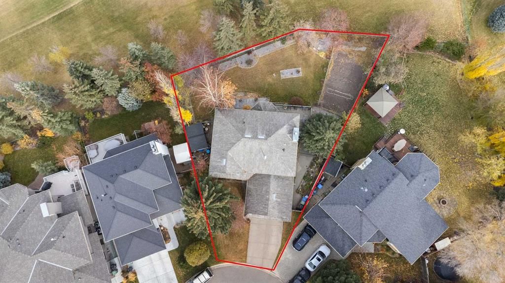 224 Douglas Woods Point SE, Calgary — photo 2 of 41