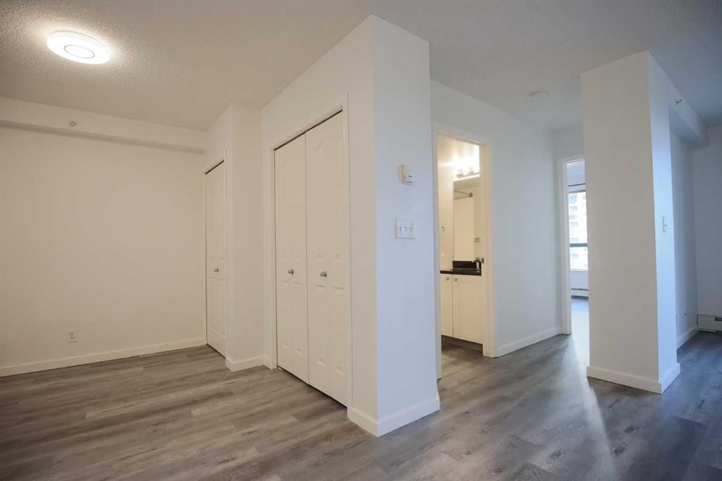 606, 1111 6 Avenue SW, Calgary — photo 4 of 20