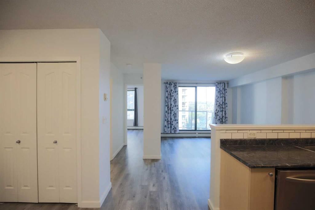 606, 1111 6 Avenue SW, Calgary — photo 5 of 20