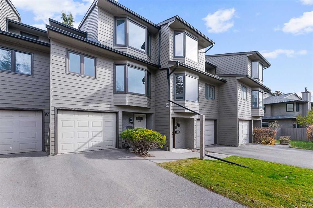 43, 23 Glamis Drive SW, Calgary — photo 2 of 45