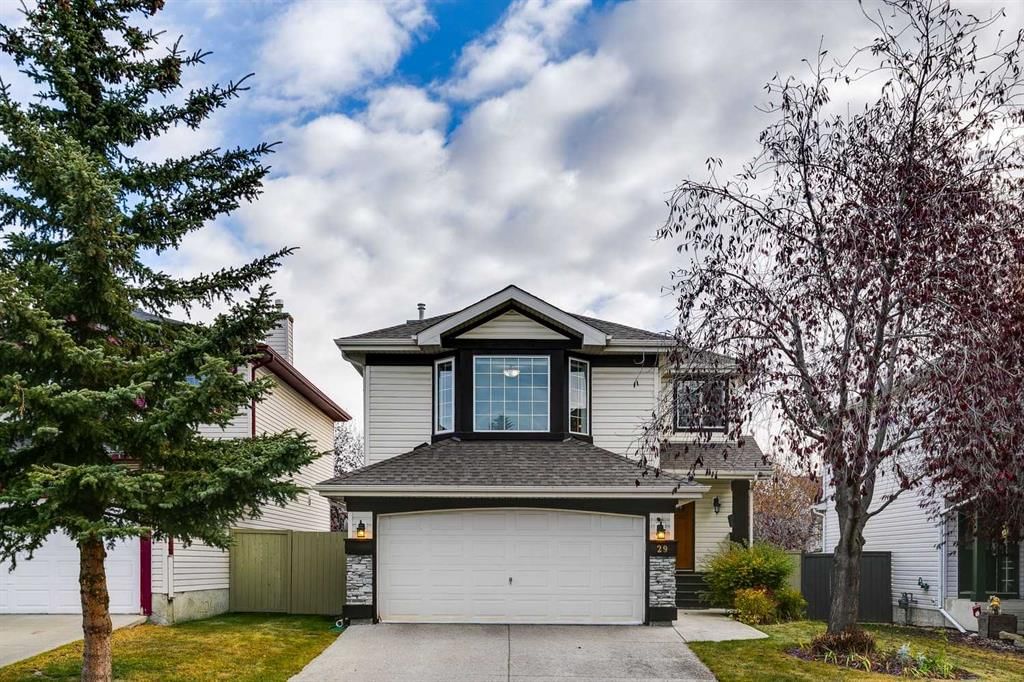 29 Douglas Woods Gardens SE, Calgary — main listing photo