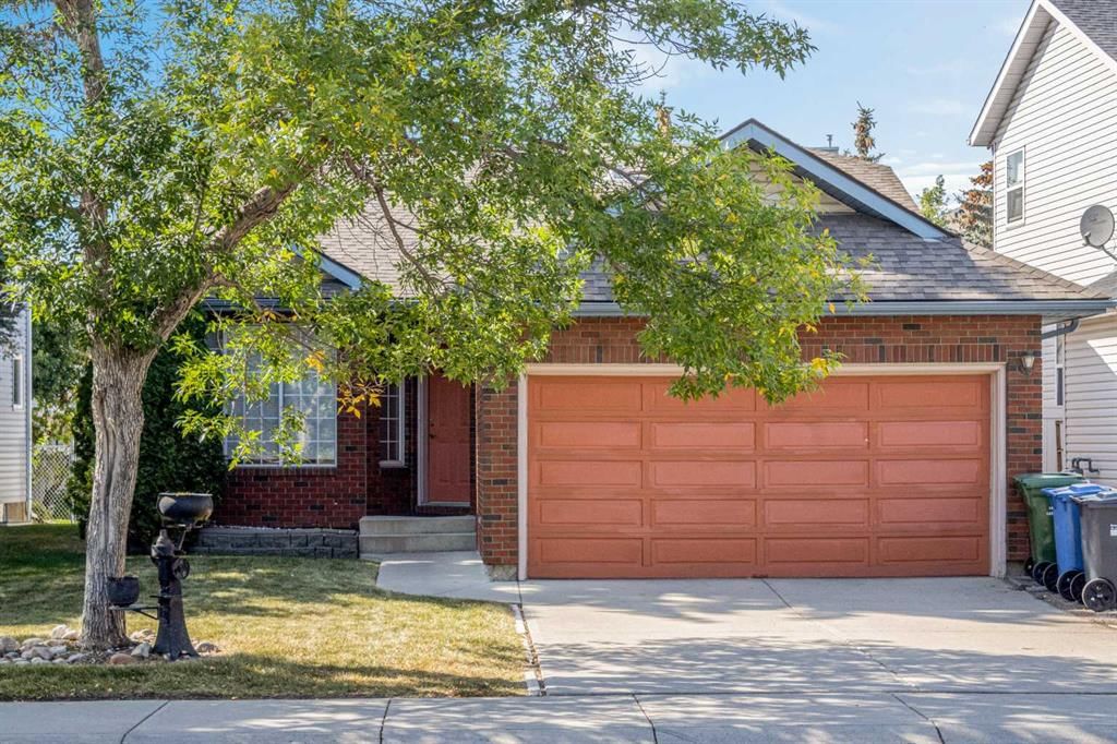 968 Citadel Drive NW, Calgary — main listing photo