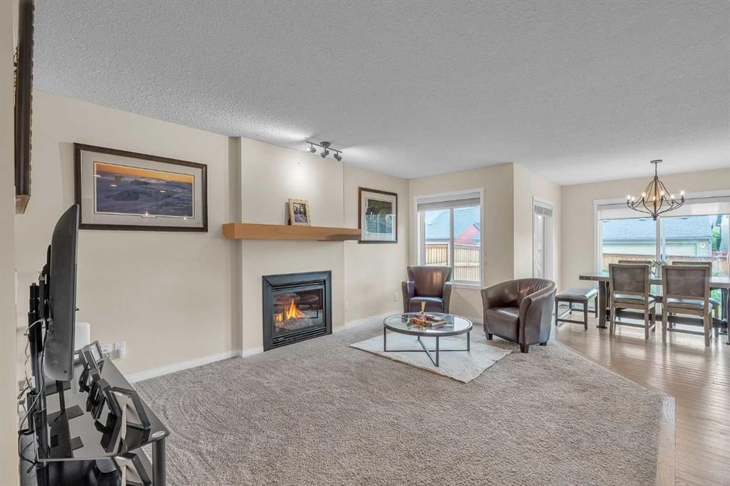 46 Walden Court SE, Calgary — photo 5 of 50