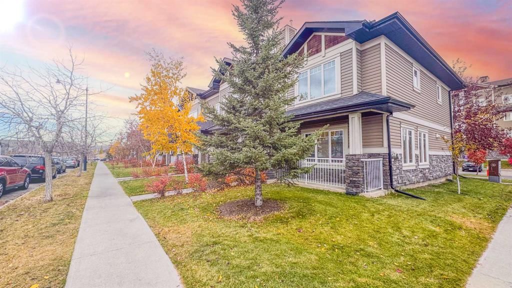 103 Prestwick Villas SE, Calgary — photo 2 of 36