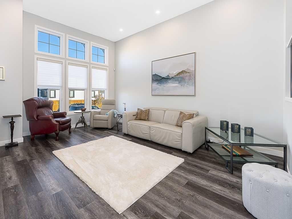 484 Belmont Heath SW, Calgary — photo 3 of 34