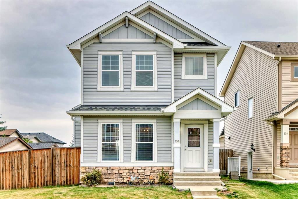 134 Panora Road NW, Calgary — main listing photo