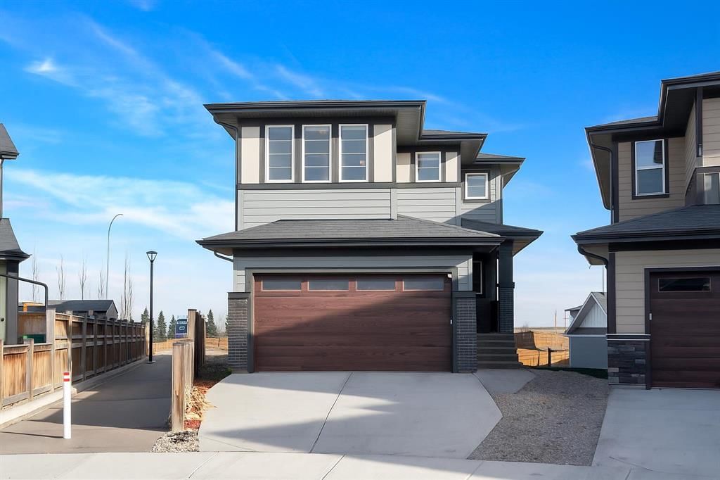 139 Creekstone Way SW, Calgary — photo 4 of 50