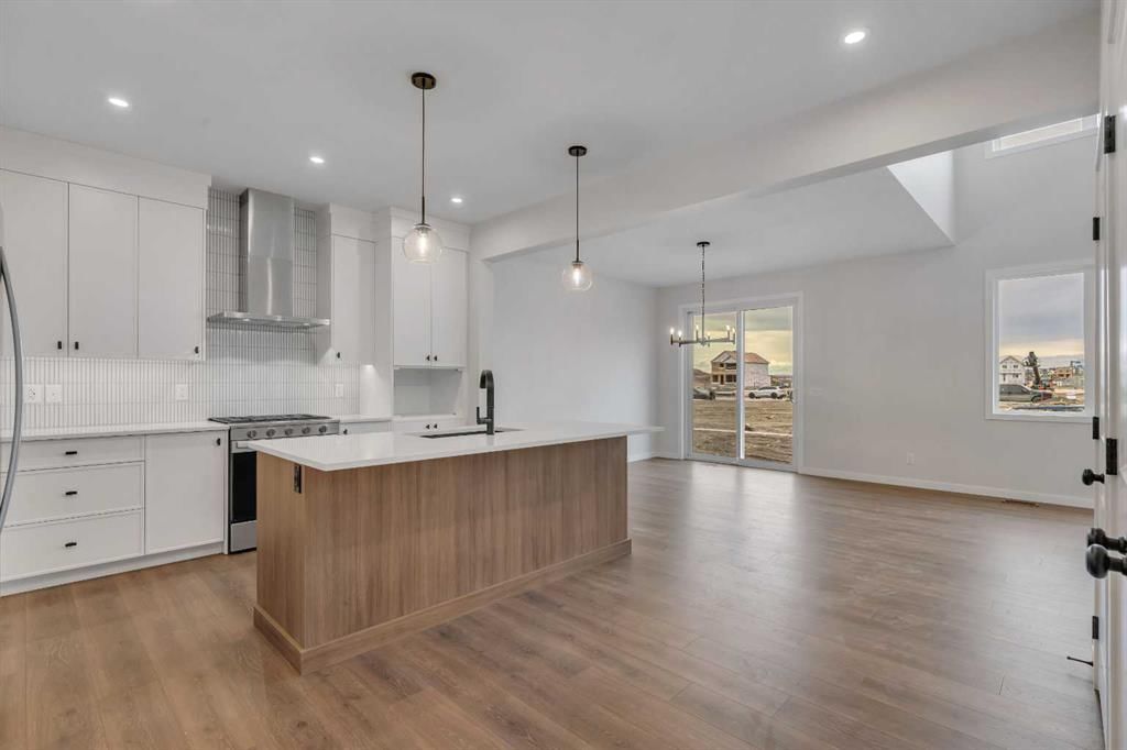 31 Sugarsnap Gardens SE, Calgary — photo 3 of 43