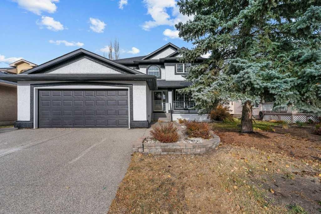 711 Mckenzie Lake Bay SE, Calgary — main listing photo