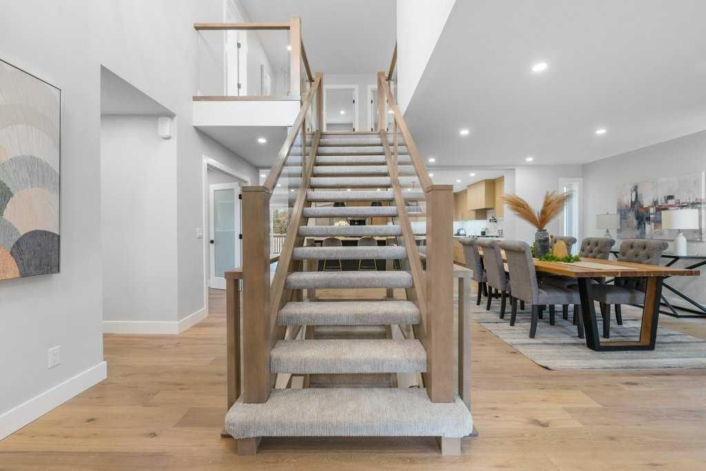 711 Mckenzie Lake Bay SE, Calgary — photo 4 of 46