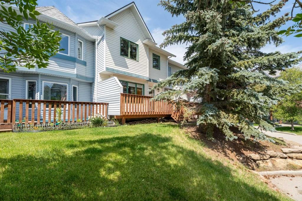 96 Patina Rise SW, Calgary — photo 2 of 36