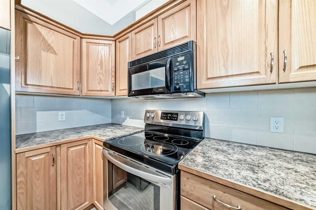 237, 15 Everstone Drive SW, Calgary — photo 5 of 28