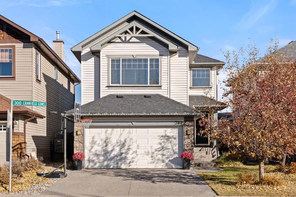 304 Cranfield Gardens, Calgary — main listing photo