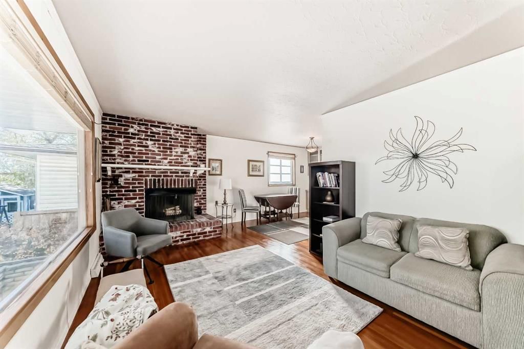 99 Westwood Drive SW, Calgary — photo 2 of 29