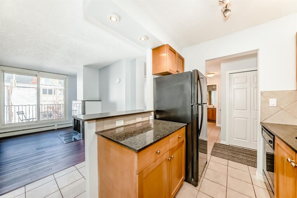 401, 823 19 Avenue SW, Calgary — photo 5 of 17