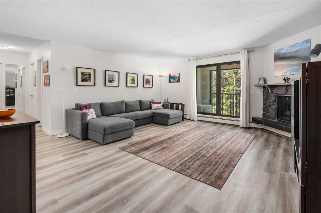 3201, 4001C 49 Street NW, Calgary — photo 2 of 27