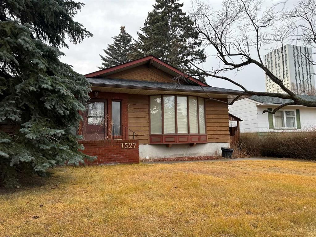 1527 22 Street NW, Calgary — photo 2 of 2