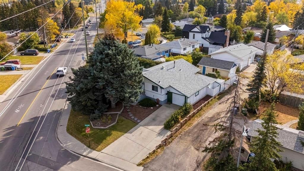 5231 Sheldon Place NW, Calgary — photo 2 of 45