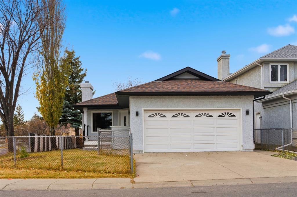 5 Del Monica Bay NE, Calgary — main listing photo