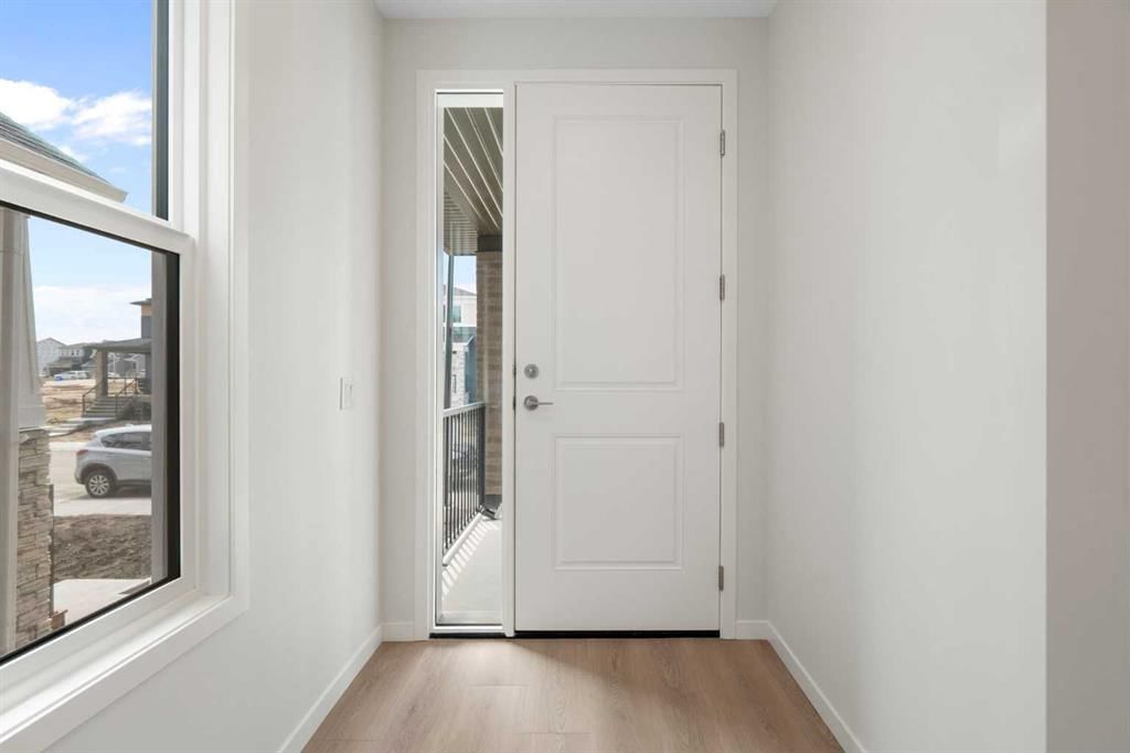 135 Creekview Gardens SW, Calgary — photo 3 of 45