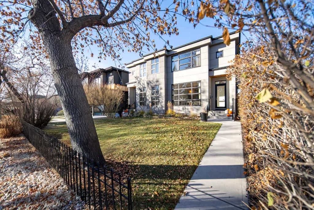3731 43 Street SW, Calgary — main listing photo