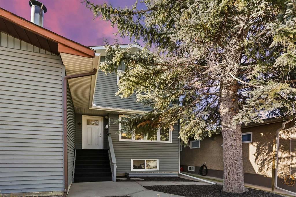 1613 43 Street SW, Calgary — photo 2 of 21
