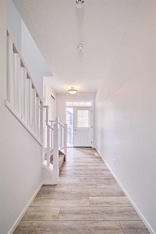 254 Carringham Road NW, Calgary — photo 5 of 50