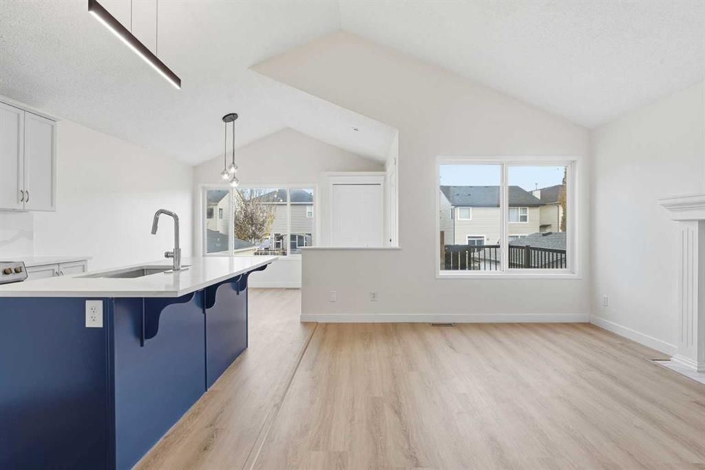 196 Copperstone Terrace SE, Calgary — photo 3 of 50