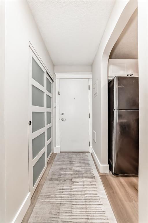 201, 835 18 Avenue SW, Calgary — photo 4 of 27