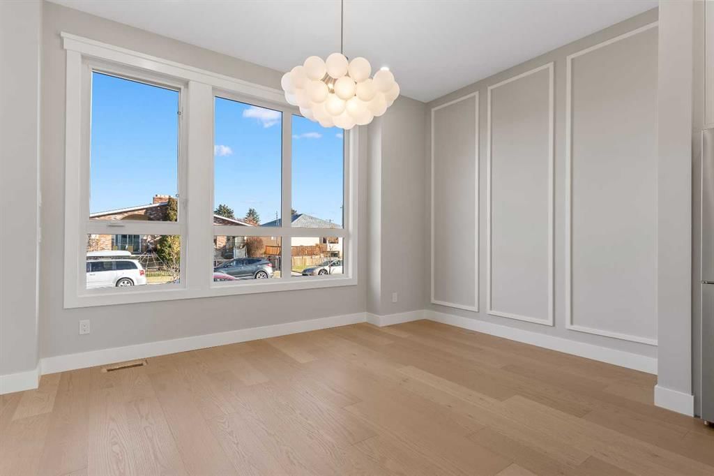 1135 41 Street SW, Calgary — photo 3 of 46