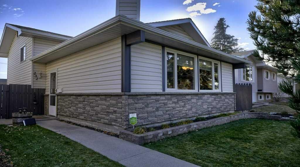 232 Penbrooke Way SE, Calgary — main listing photo