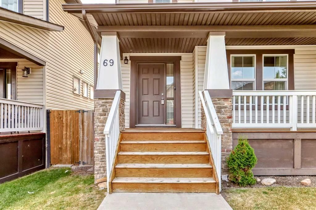 69 Skyview Point Green NE, Calgary — photo 2 of 38