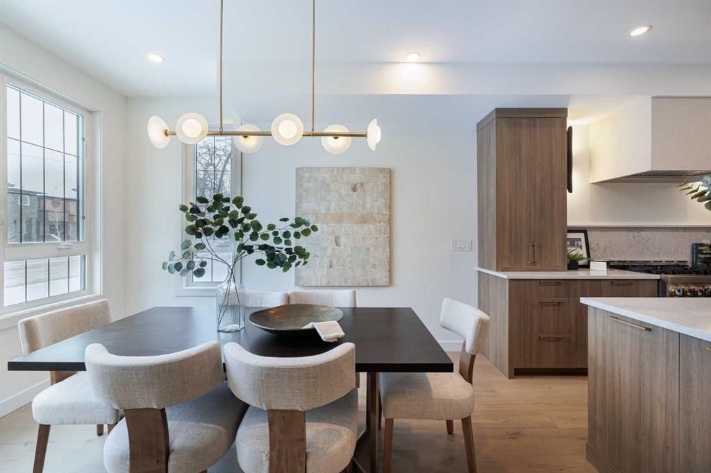 2611 25 Street SW, Calgary — photo 4 of 44