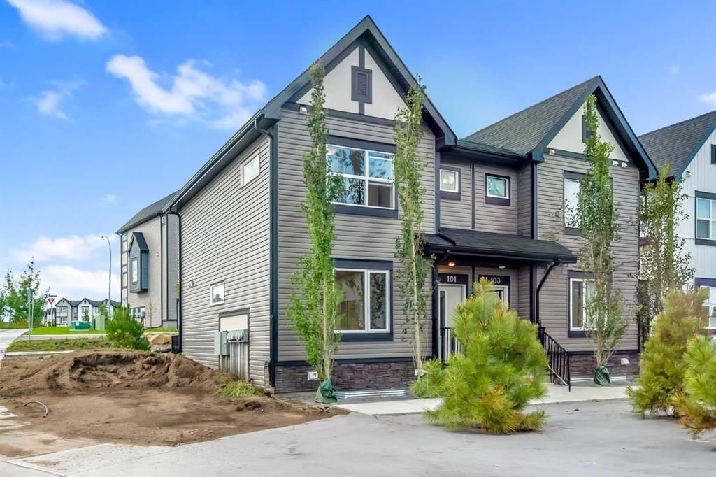 101, 25 Evanscrest Mews NW, Calgary — photo 2 of 46