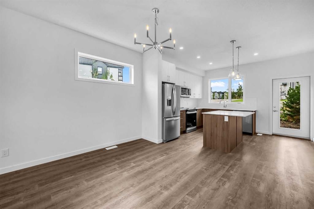 101, 25 Evanscrest Mews NW, Calgary — photo 5 of 46