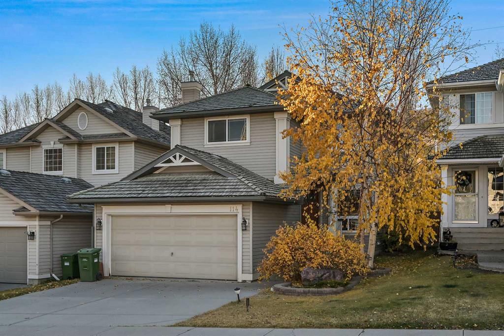 114 Valley Ponds Crescent NW, Calgary — main listing photo