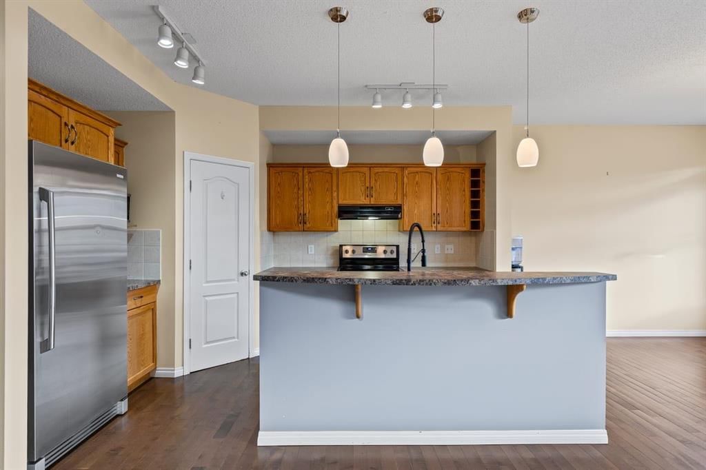 1043 Copperfield Boulevard SE, Calgary — photo 4 of 40