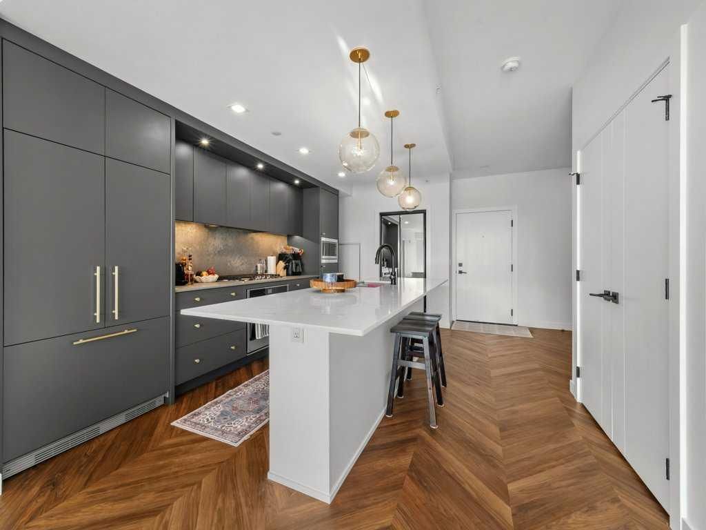 206, 8505 Broadcast Avenue SW, Calgary — photo 4 of 18