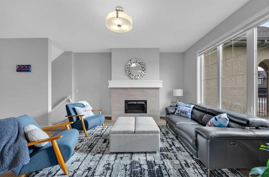 275 Marine Drive SE, Calgary — photo 4 of 50