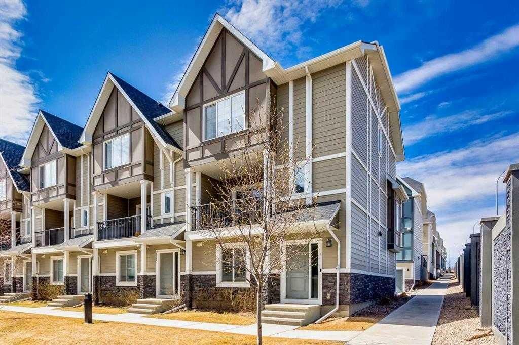 607 Nolanlake Villas NW, Calgary — photo 2 of 21