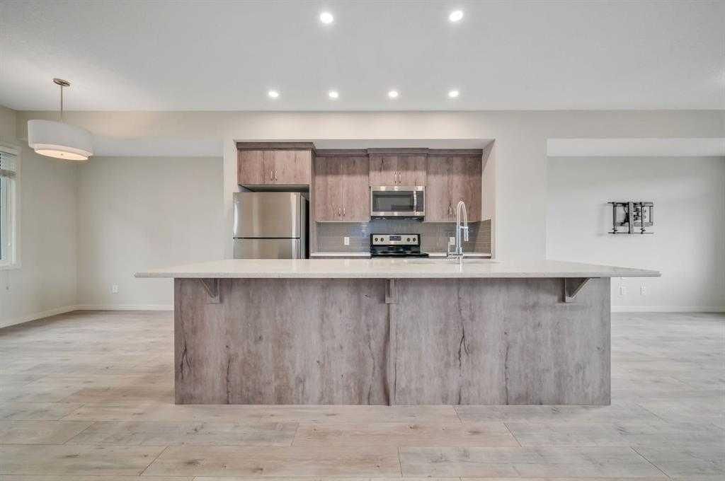 607 Nolanlake Villas NW, Calgary — photo 4 of 21